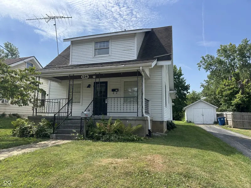 124 W Berry ST, Greencastle, IN 46135