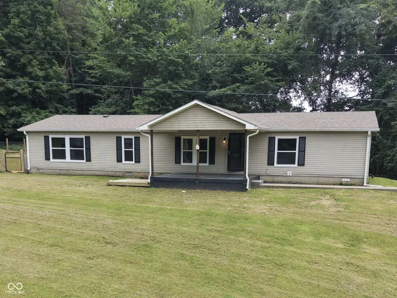 8551 N Lick Creek RD, Morgantown, IN 46160