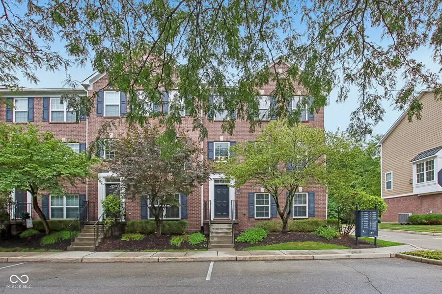 897 Rosalind PL, Carmel, IN 46032