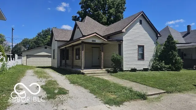204 E Sherman ST, Windfall, IN 46076