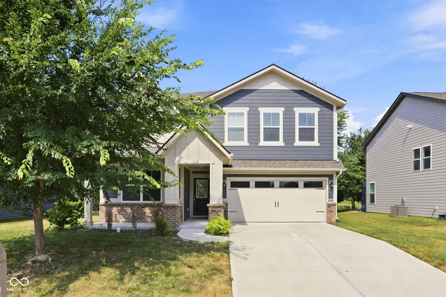 1266 Bolton PL, Avon, IN 46123