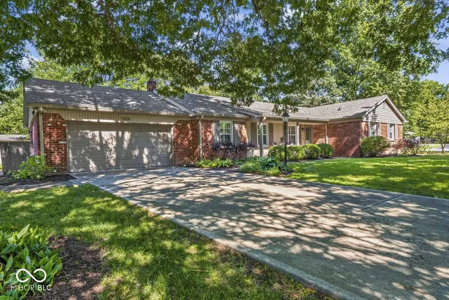 7856 Creekview CIR, Indianapolis, IN 46250