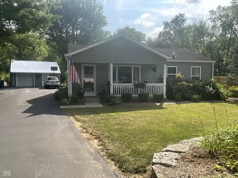 525 Arthur DR, Carmel, IN 46280