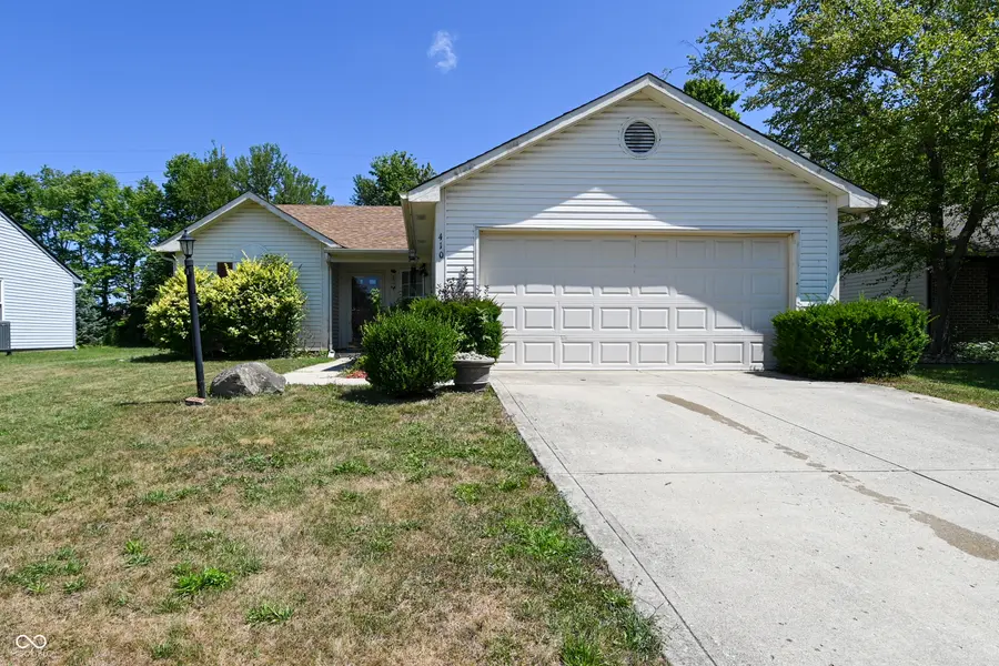 410 Lockerbie LN, Pittsboro, IN 46167