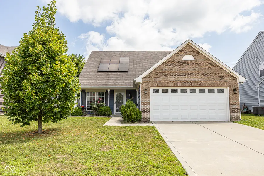2481 Shadowbrook TRCE, Greenwood, IN 46143
