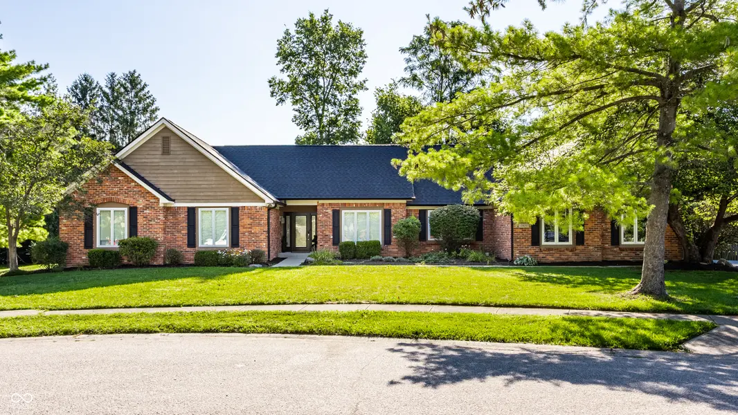 13827 Millstone CT, Carmel, IN 46032