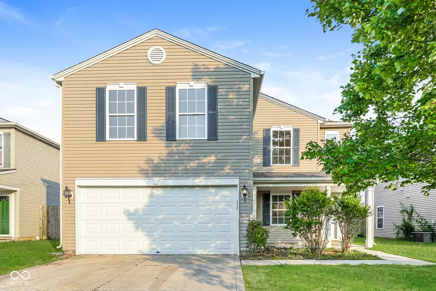 8447 Centenary DR, Camby, IN 46113