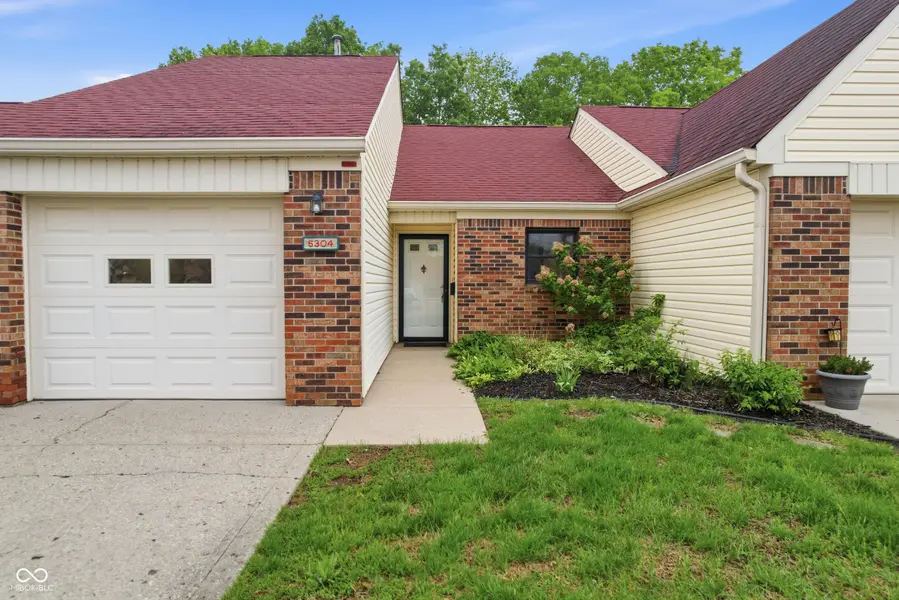 5304 Caring CV, Indianapolis, IN 46268
