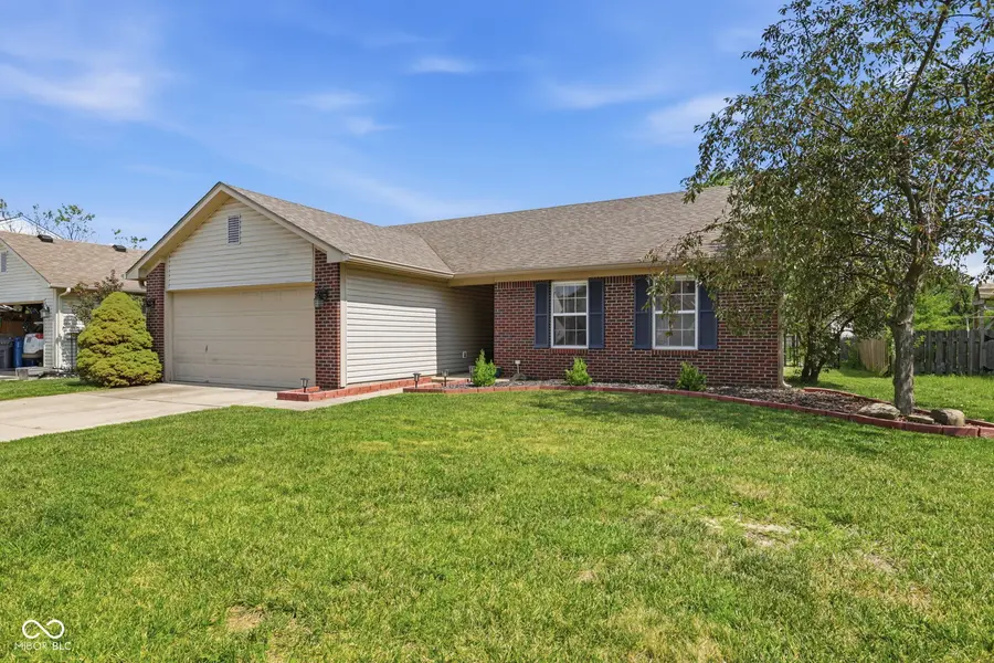 10573 Sienna DR, Noblesville, IN 46060