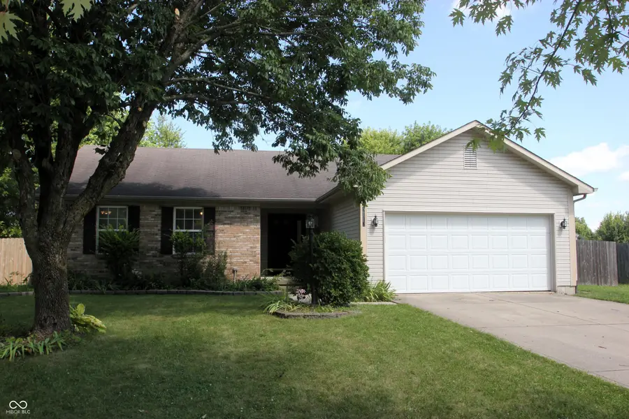 5112 Pine Hill DR, Noblesville, IN 46062