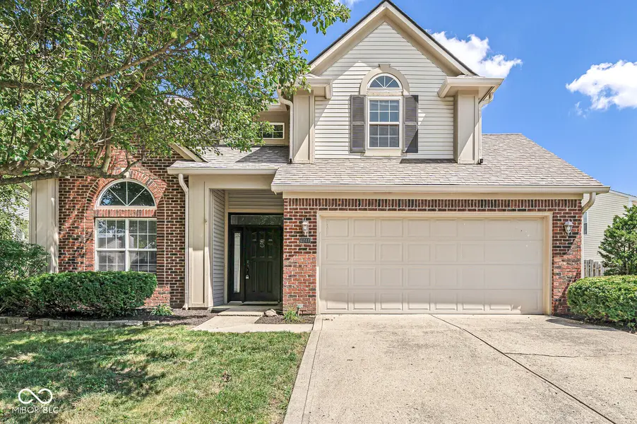 6244 Valleyview DR, Fishers, IN 46038