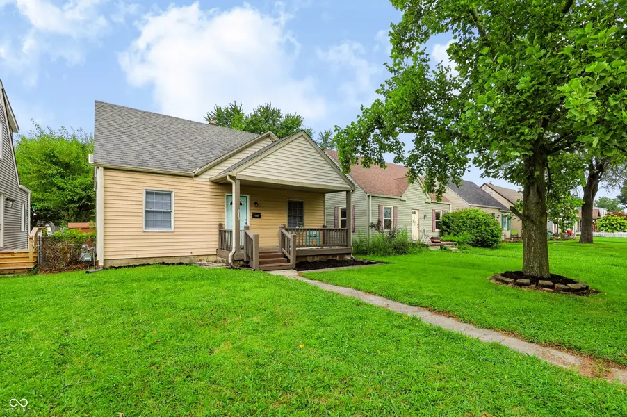 310 N 18th AVE, Beech Grove, IN 46107
