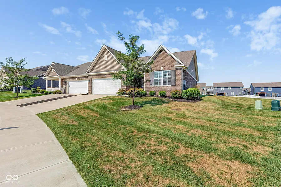 8904 Twain LN, Indianapolis, IN 46239