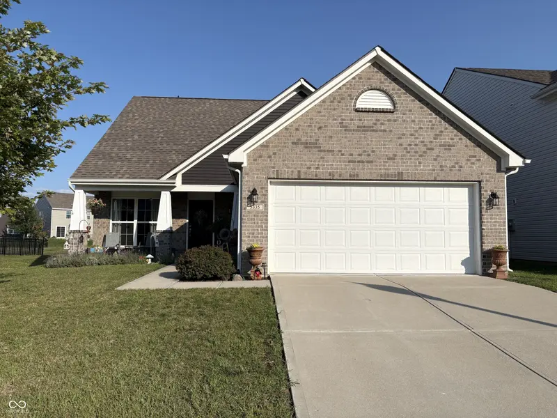 5335 Maywood DR, Whitestown, IN 46075