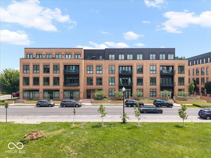 877 N East ST #UNIT 101, Indianapolis, IN 46202