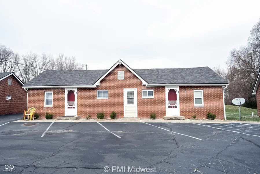 2142 W Us Highway 40, Greenfield, IN 46140