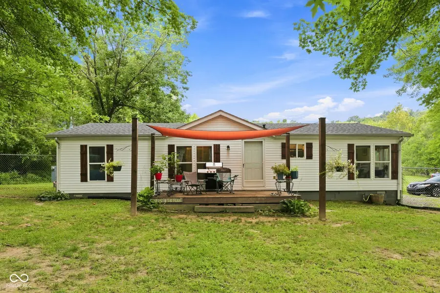 4611 Covered Bridge RD, Nashville, IN 47448