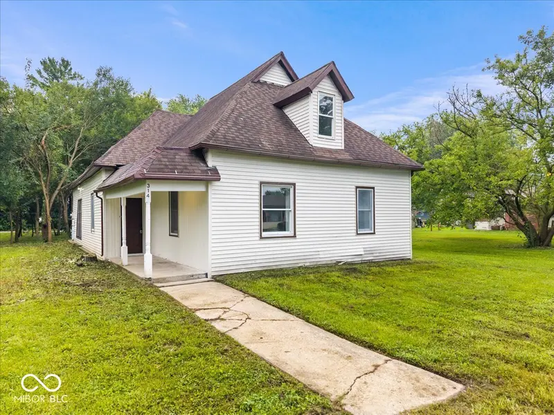 314 Craven ST, Sweetser, IN 46987