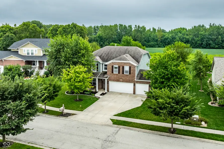 7675 Winding Lake DR S, Noblesville, IN 46062