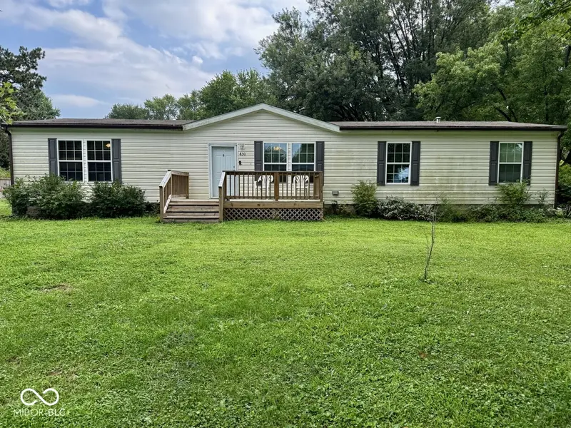 830 E Washington ST, Knightsville, IN 47857