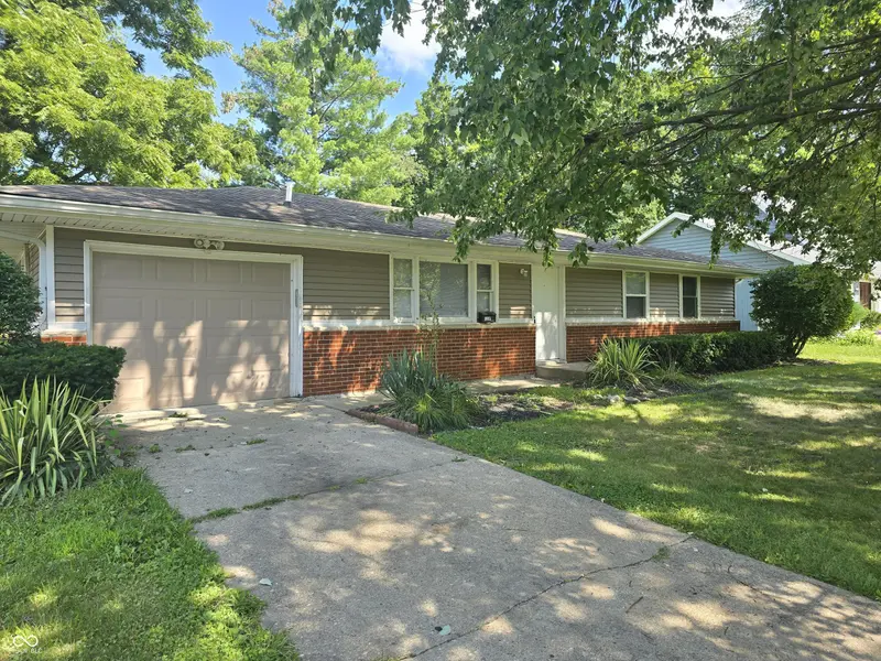 1230 Oakland DR, Anderson, IN 46012