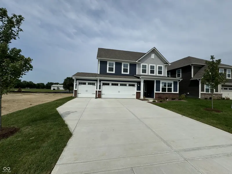 1124 Tansley LN, Avon, IN 46123