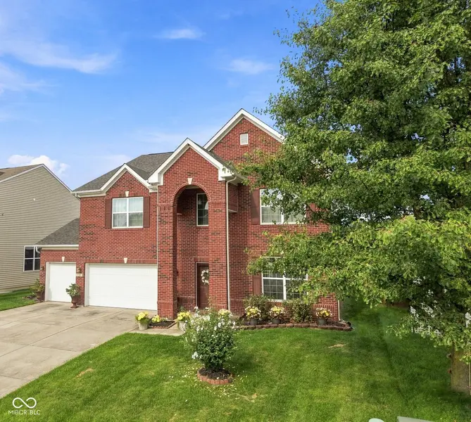 8744 N Aspen WAY, Mccordsville, IN 46055