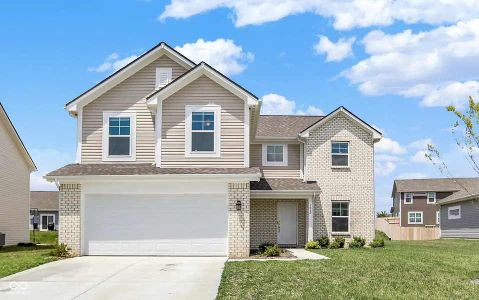 1612 N Regatta DR, Greenfield, IN 46140