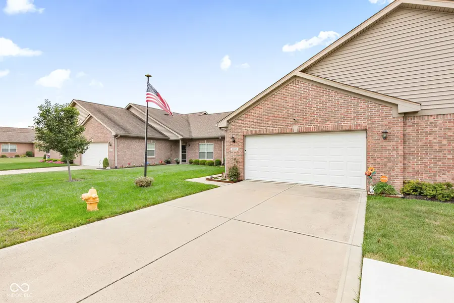 4242 Revere LN, Plainfield, IN 46168