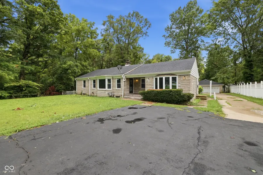 6204 Madison AVE, Indianapolis, IN 46227