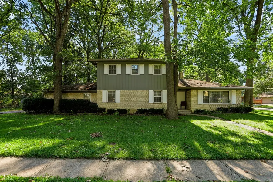 2009 Caribbean DR, Indianapolis, IN 46219