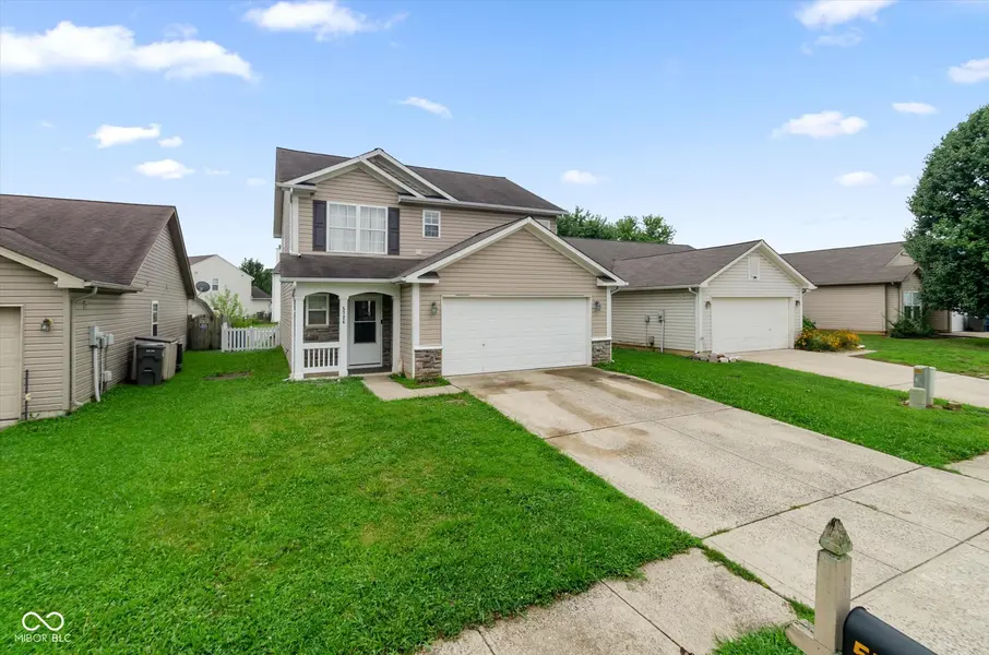 5726 Sweet River DR, Indianapolis, IN 46221