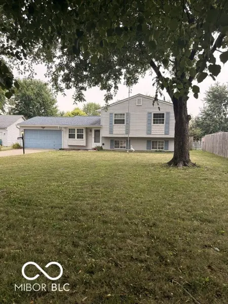 1429 Leblanc CT, Franklin, IN 46131
