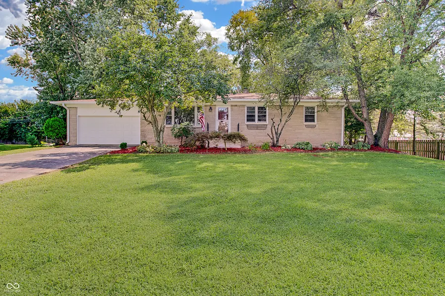 47 Dixie DR, Indianapolis, IN 46227