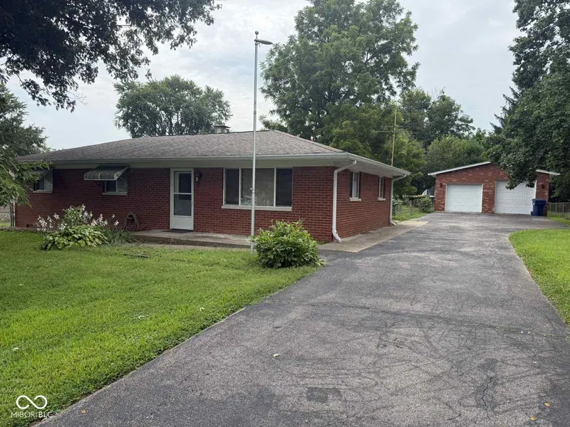 3921 S Olney ST, Indianapolis, IN 46237