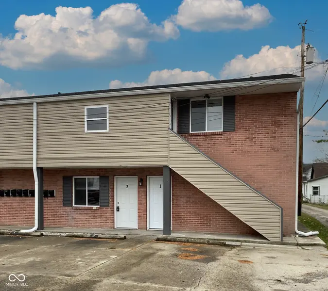 135 W Hendricks ST #7, Shelbyville, IN 46176