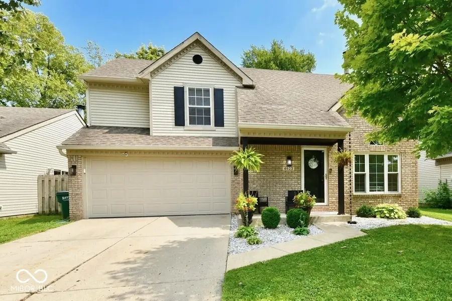 4933 Aspen Crest LN, Indianapolis, IN 46254