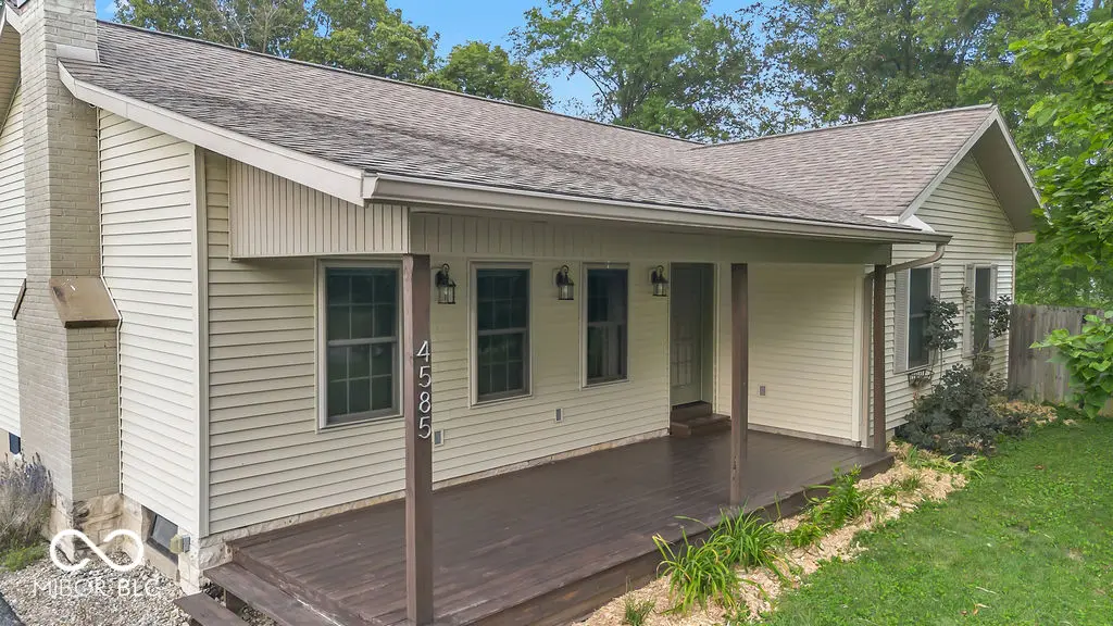 4585 E Robinson RD, Bloomington, IN 47408