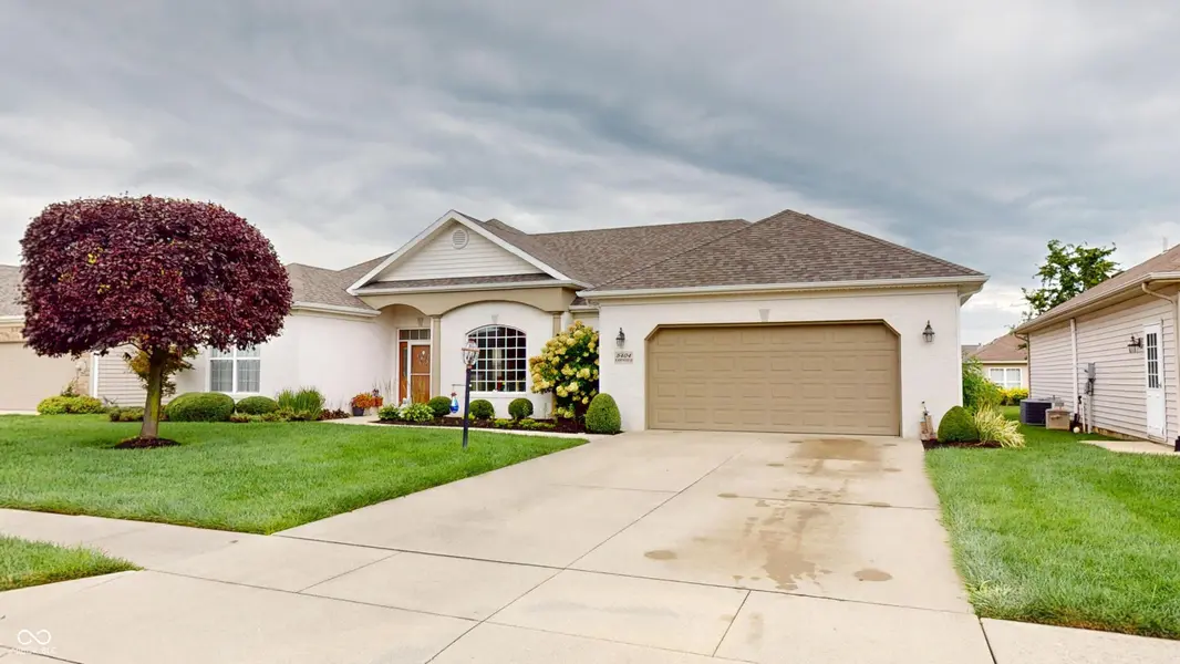 5404 Wentworth LN, Muncie, IN 47304