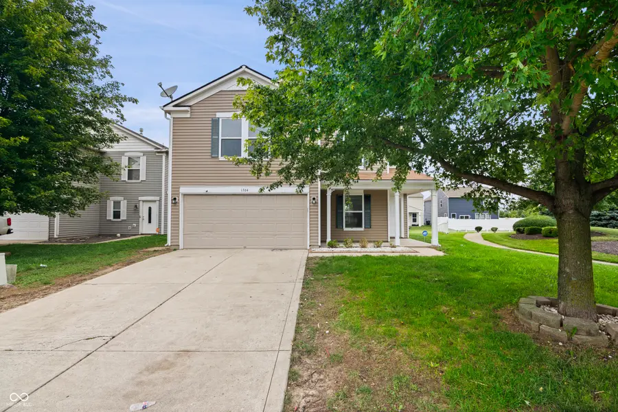 1364 Ellington DR, Shelbyville, IN 46176
