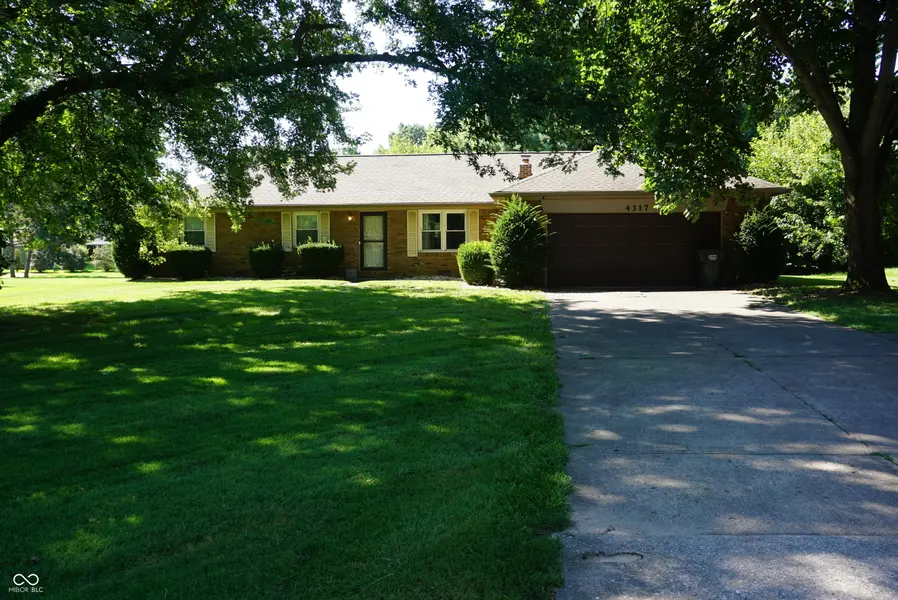 4317 W Fairview RD, Greenwood, IN 46142