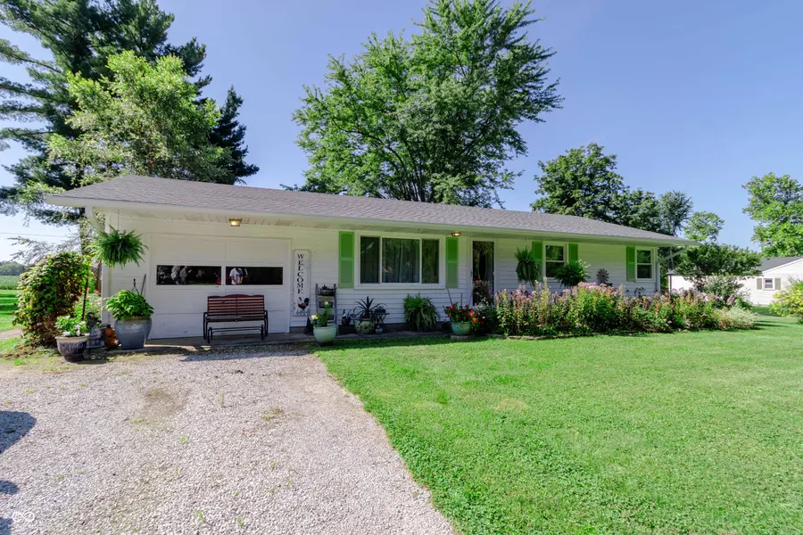 106 Westwood, Fillmore, IN 46128
