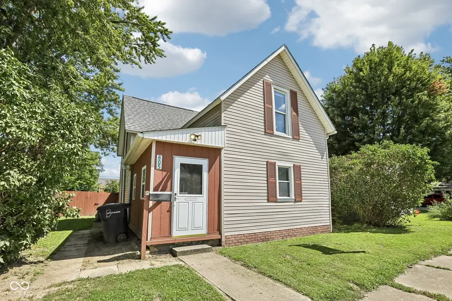 805 S 17th ST, Elwood, IN 46036