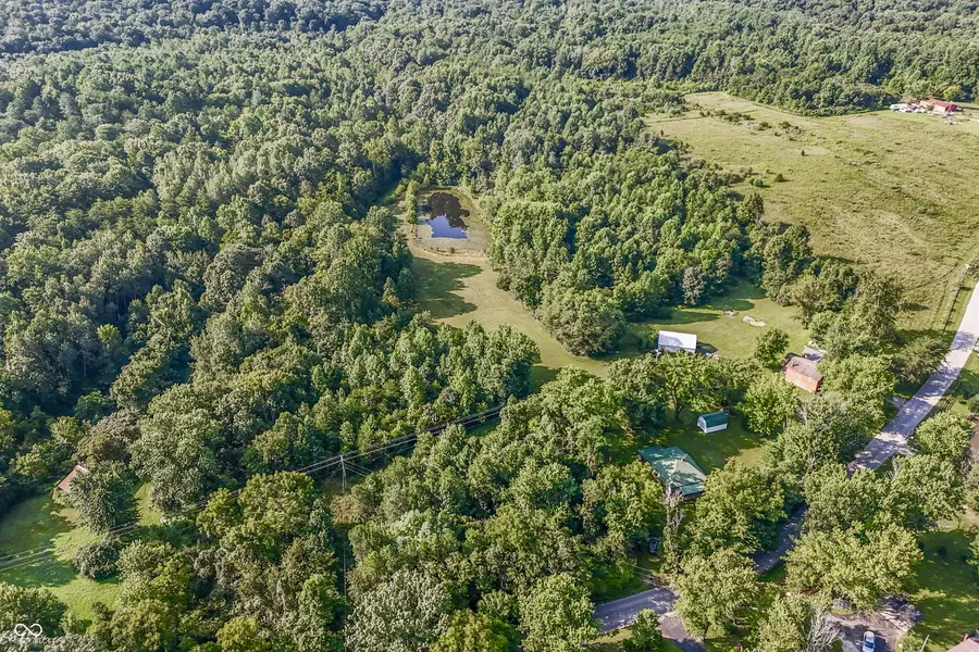 4783 Peoga RD, Trafalgar, IN 46181
