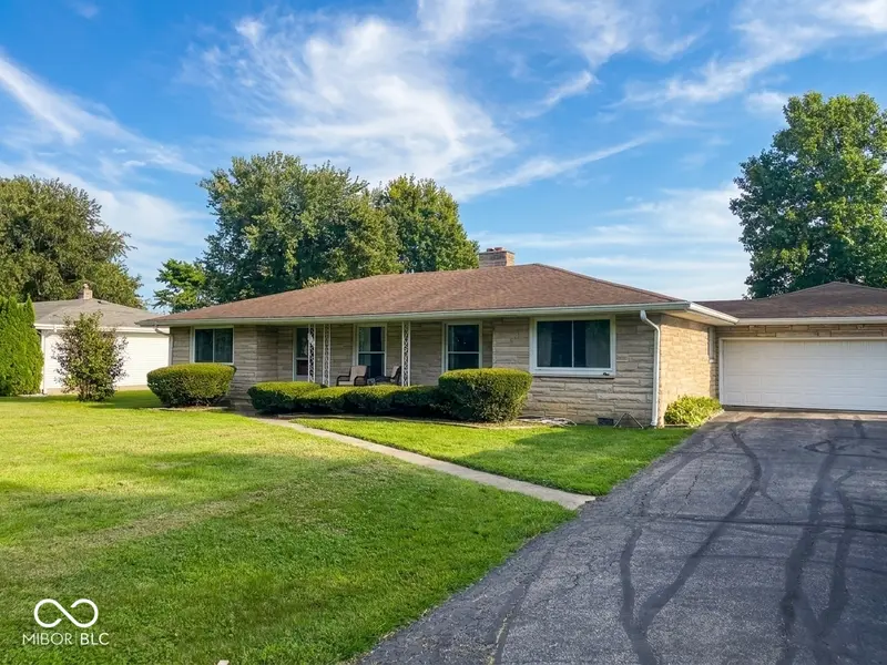 739 W Gossett RD, Frankfort, IN 46041