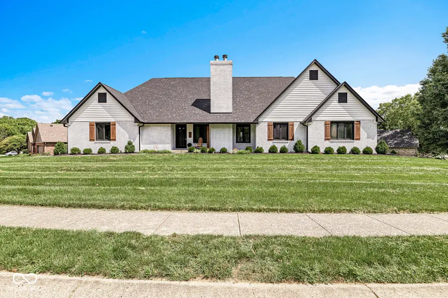 714 Peach Tree LN, Danville, IN 46122