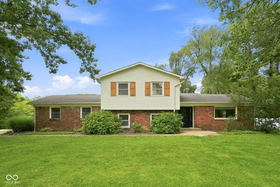 7430 Little Oak LN, Indianapolis, IN 46259