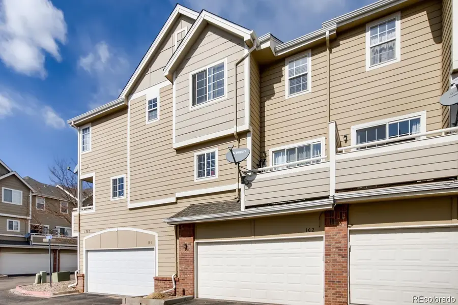 1387 S Danube CT #102, Aurora, CO 80017