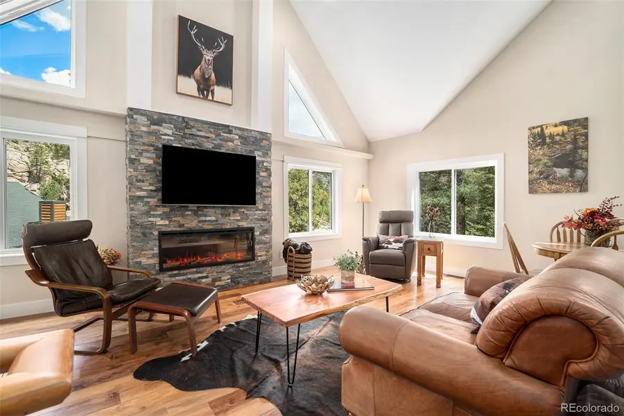 148 Big Pine LN, Drake, CO 80515