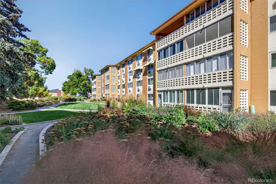495 S Dayton ST #10A, Denver, CO 80247